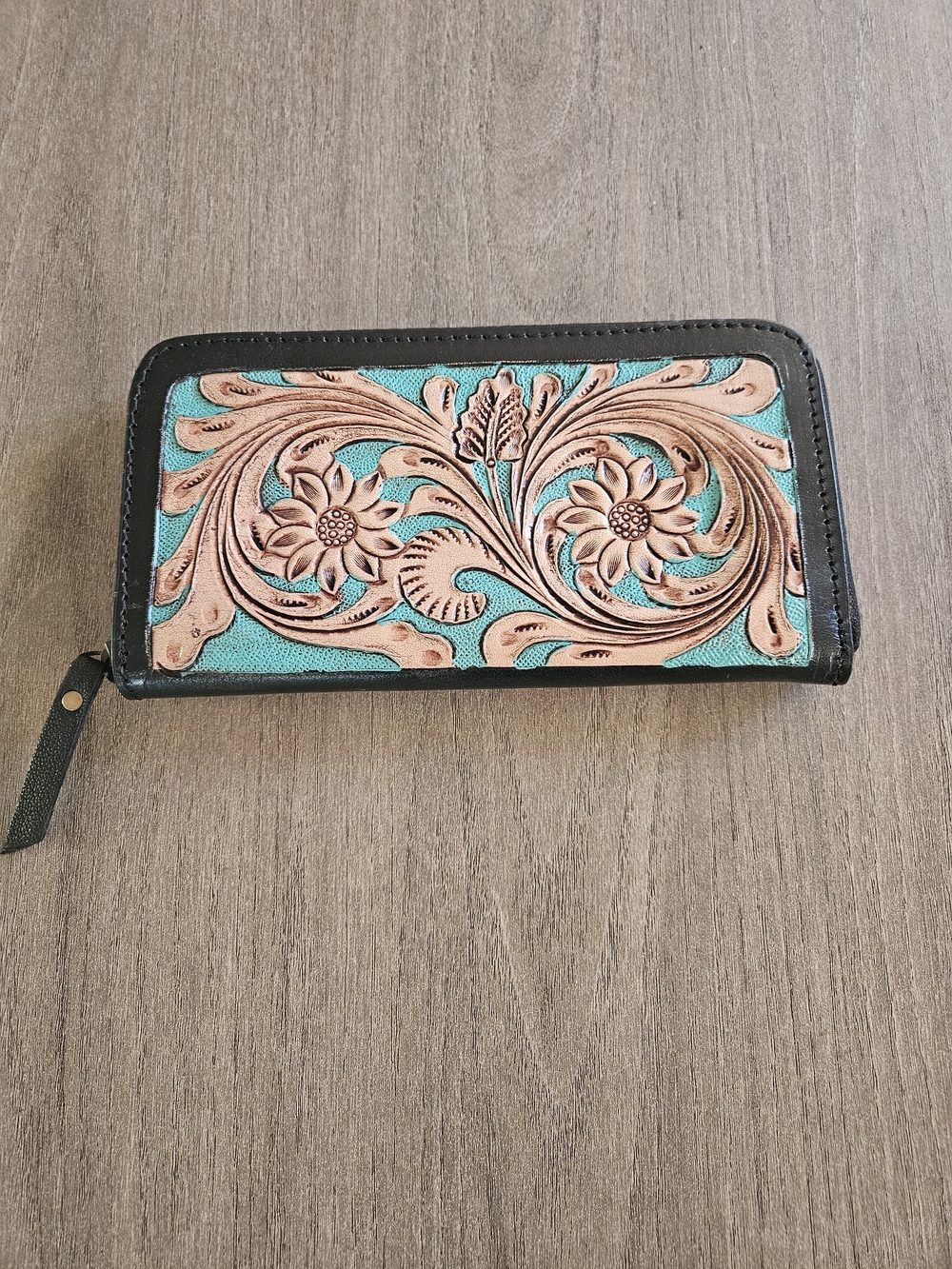 Women's Turquoise Tooled Leather And Hand Painted Zip Wallet-NWOT